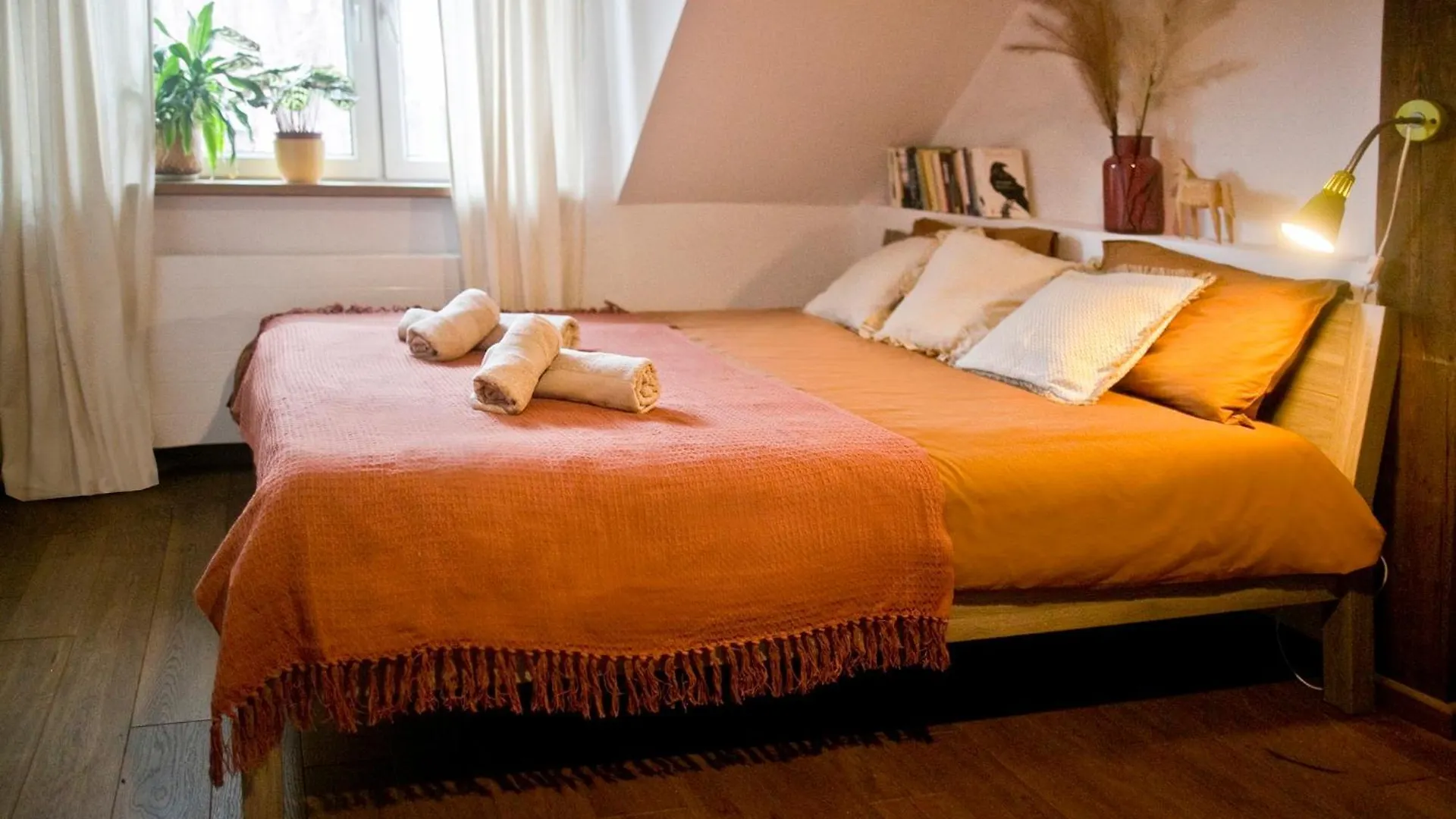 Stylowy, Przestronny Apartament 80M2 Na Zielonej Ulicy W Centrum Breslau Apartment